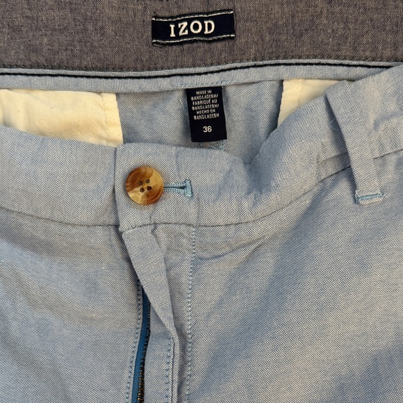 Izod Men's Sky Blue Flat Front Shorts - Picture 2 of 3